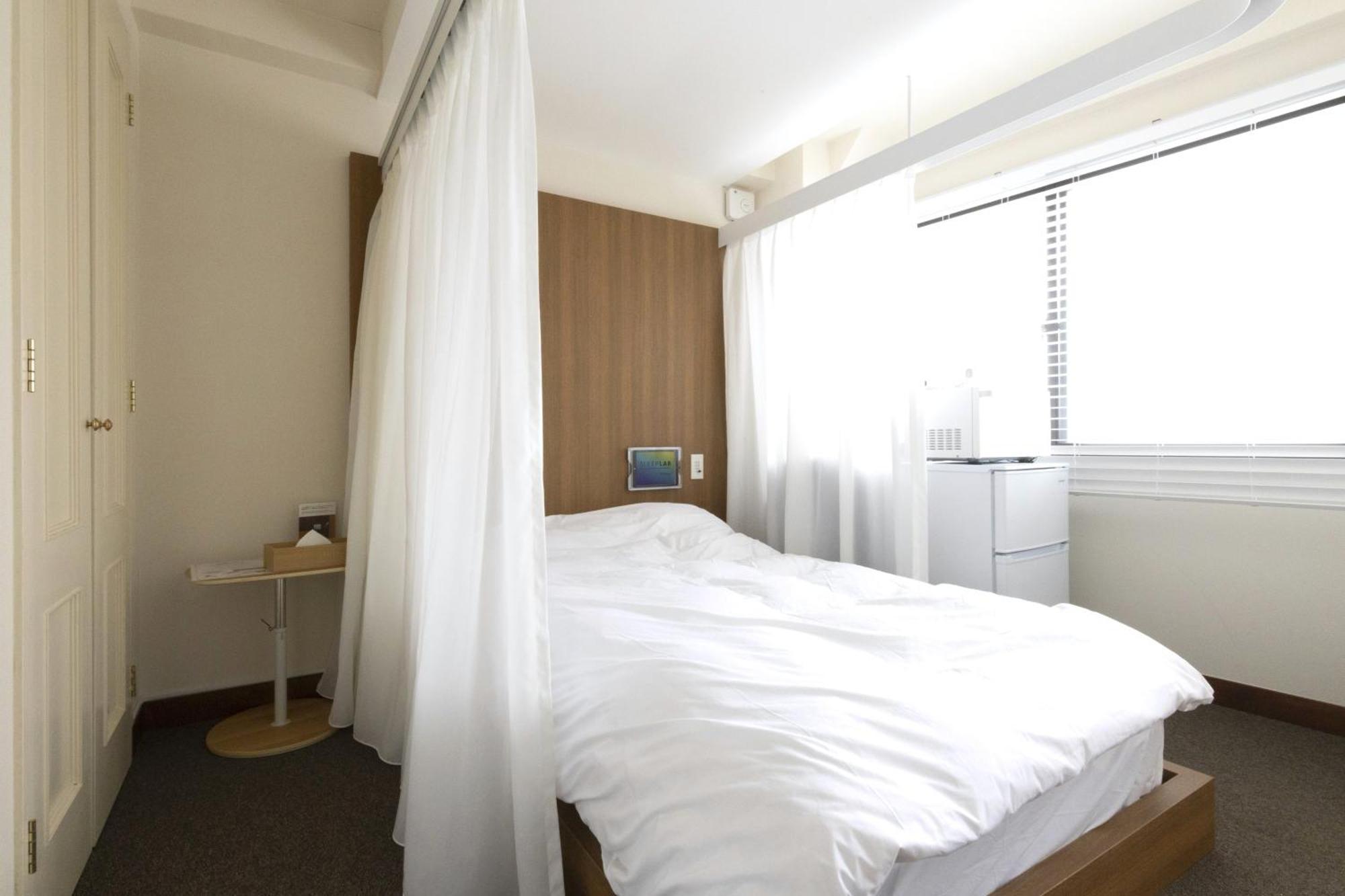 Sleeplab 高輪 -睡眠特化型hotel- Токио Екстериор снимка